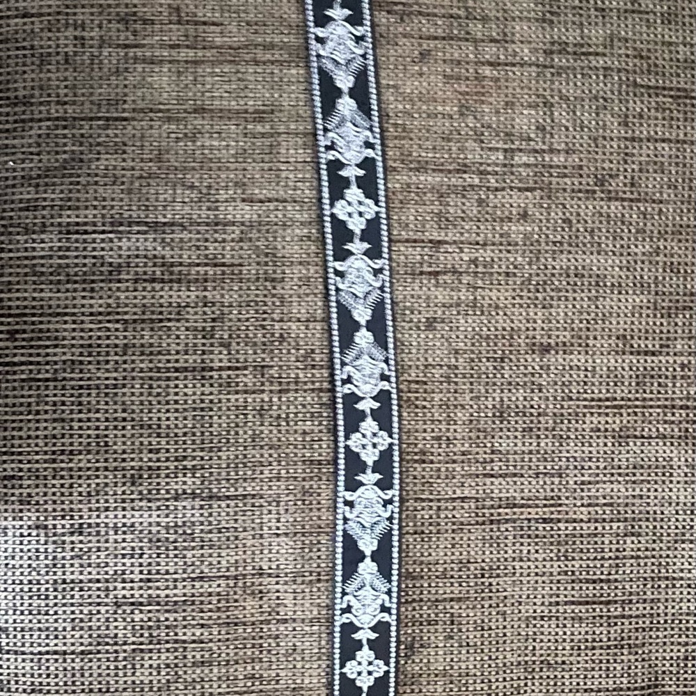 Lucky Brand Embroidered Belt - Black - Size Medium
